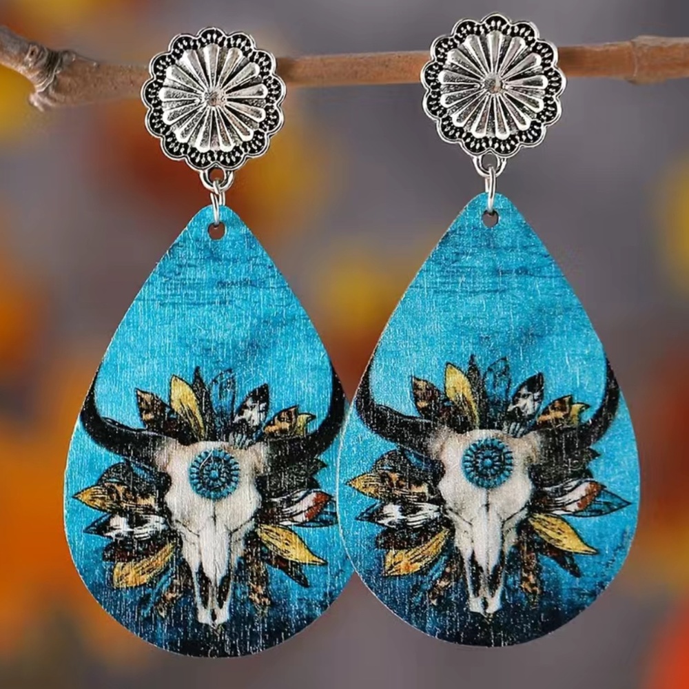 Western Style Retro Bull Head Waterdrop Dangle Earrings